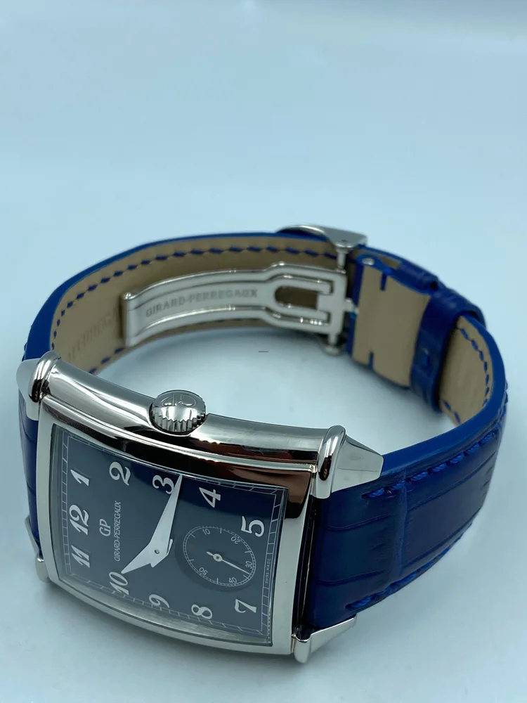 Girard Perregaux Vintage 1945 25880-11-421-BB4A
